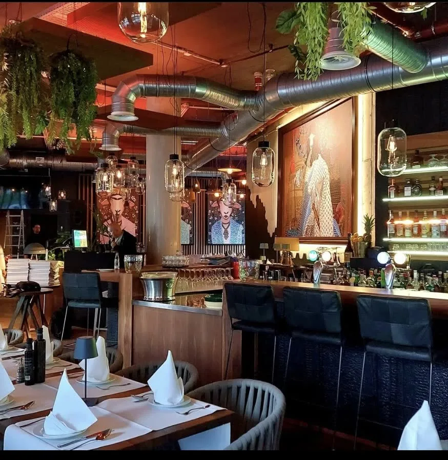 Spaghetti Stars restaurant interior — ON HORECA hospitality project Mallorca